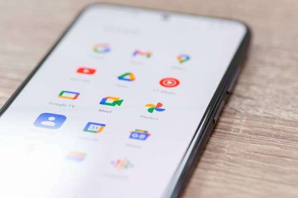 The Shortcut Serious Creators Use to Get Traction Instantly