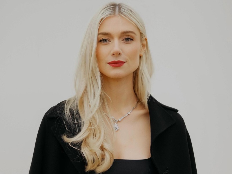 From Fan to Fashionista: Transform Your Look with Elizabeth Debicki’s Official Merchandise